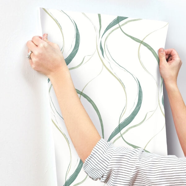 Ink Flow Green Wallpaper