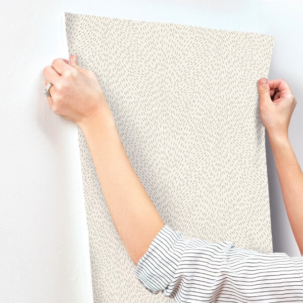 Dew Drop Beige Wallpaper