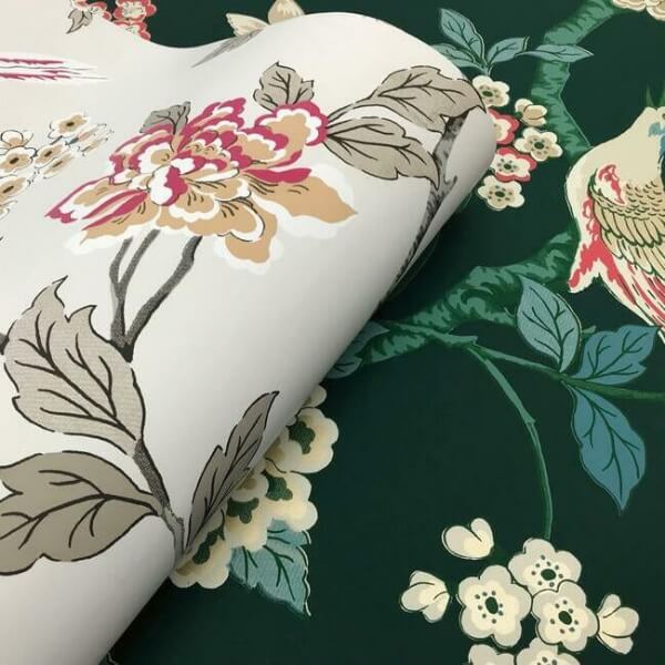 Fanciful Dark Green Wallpaper