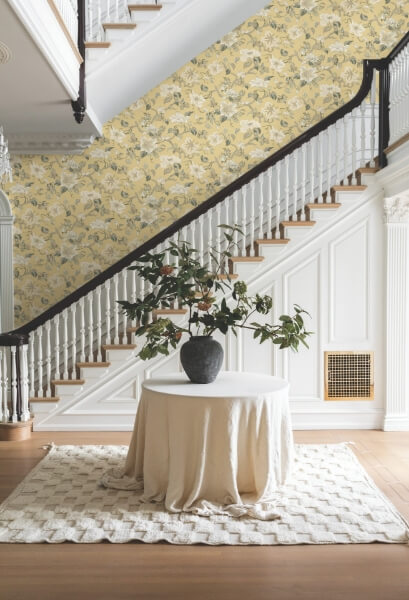 Marguerite Vine Yellow Wallpaper