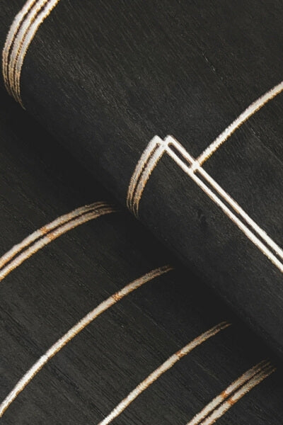 Inlay Line Black Wallpaper