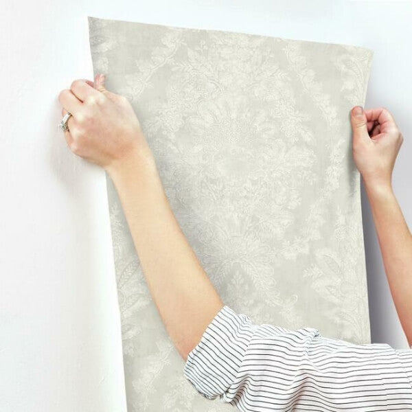 Charleston Damask Cream Wallpaper