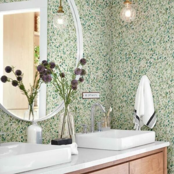 Meadow Green Wallpaper
