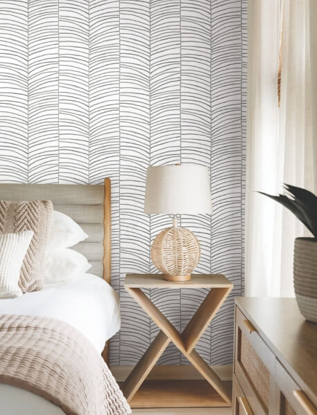 Cascade Palm Chevron Onyx Wallpaper