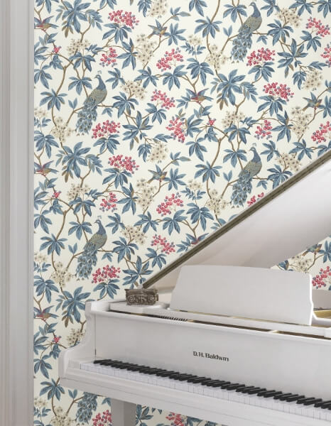 Peacock Estate White Wallpaper