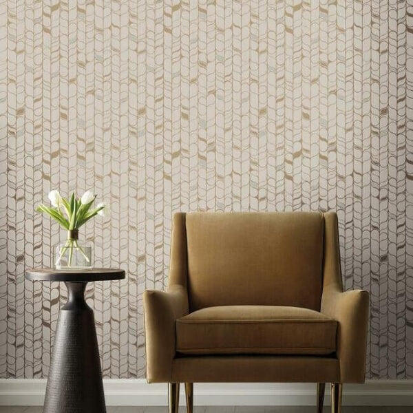 Perfect Petals Beige & Gold Wallpaper