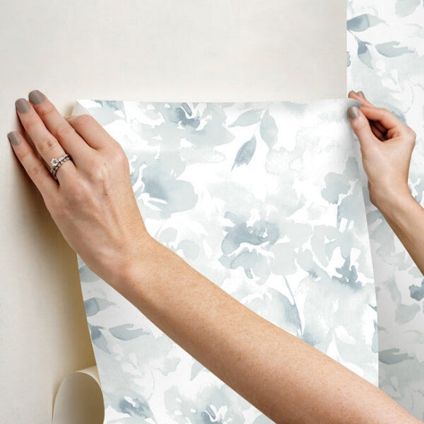 Renewed Floral Blue Wallpaper