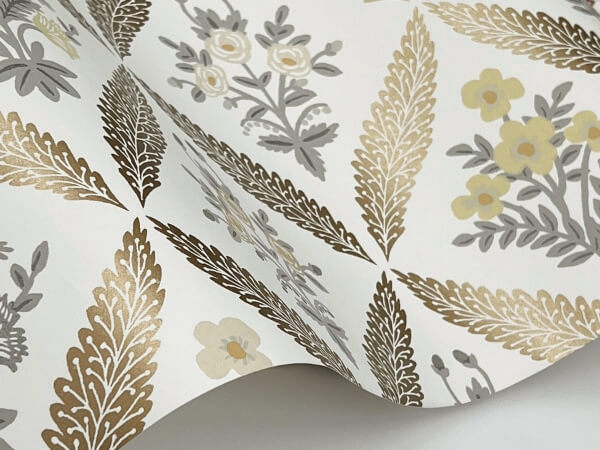 Estee Garden Gold Wallpaper