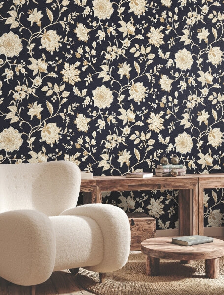 Sutton Black Wallpaper