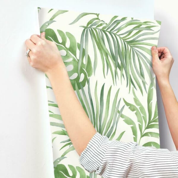 Paradise Palm Green Wallpaper