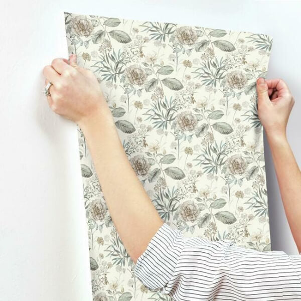 Midsummer Floral Beige & Green Wallpaper