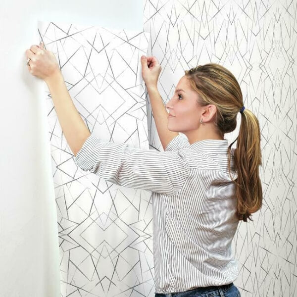 Geo Diamond Black Wallpaper