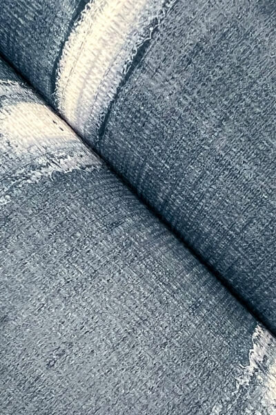 Resound Indigo Wallpaper