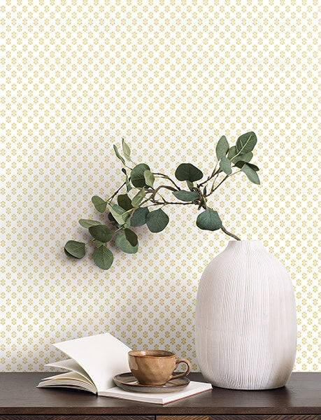 Brioni Butter Floral Stamp Wallpaper