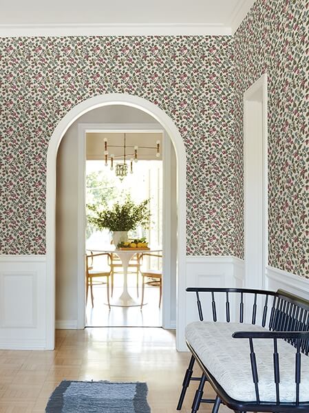 Framboise Merlot Berry Vines Wallpaper