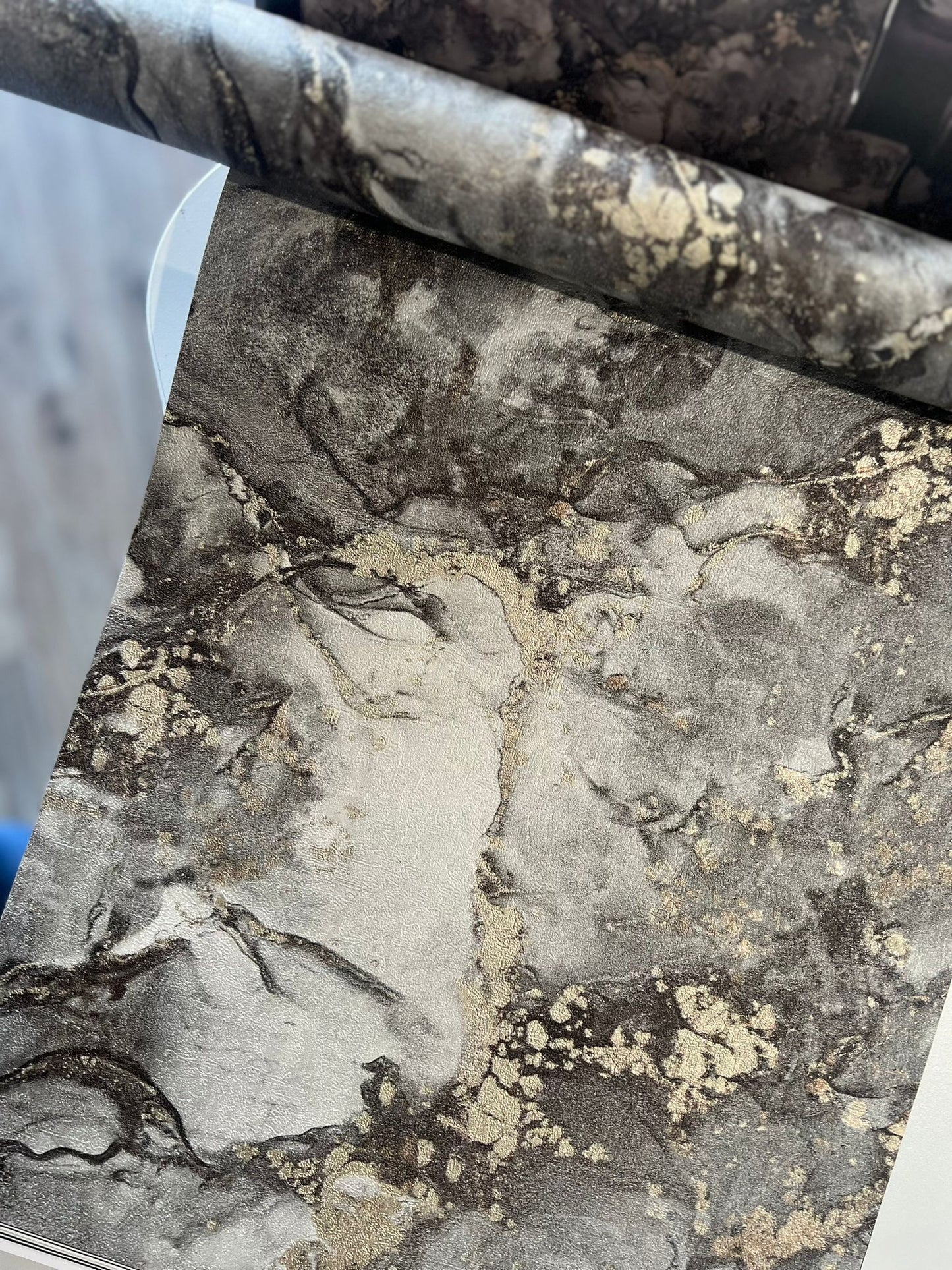 Dazzling Grey-Gold Marble Wallpaper