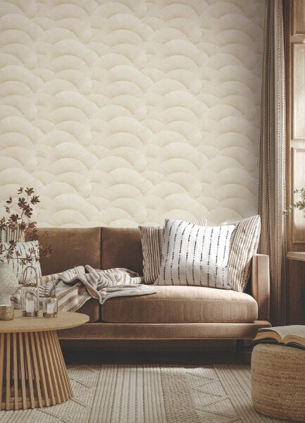 Morning Shell Cream & Gold Wallpaper