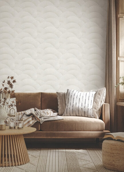 Morning Shell White & Silver Wallpaper