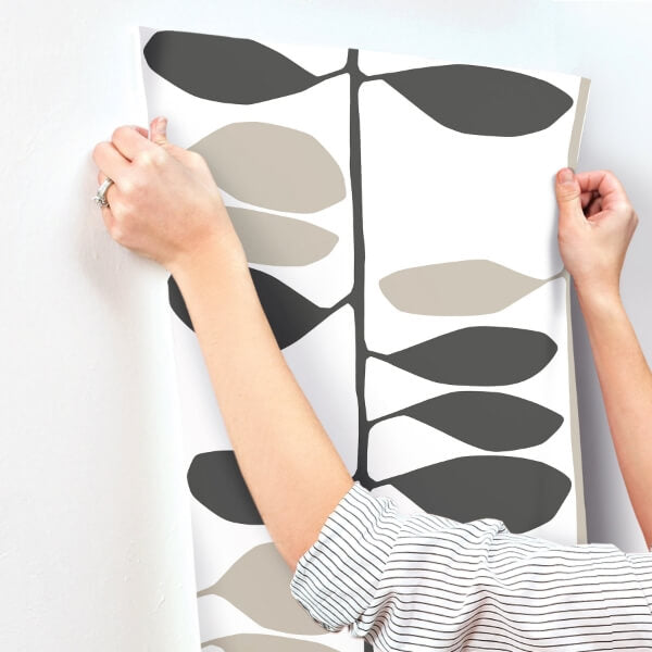 Sculpted Vines Carbon & Linen Wallpaper