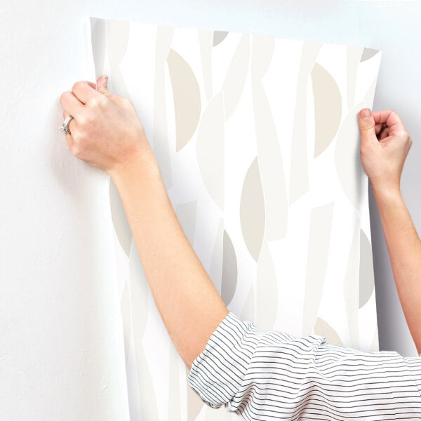 Balance Gesso Wallpaper