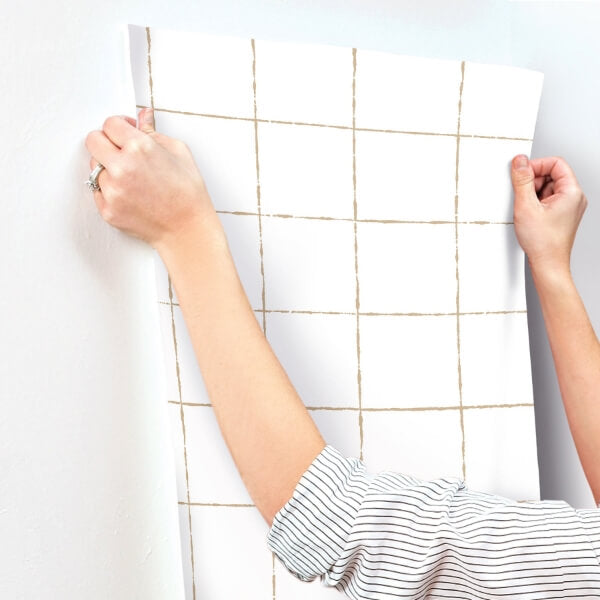 La Vitre Plaid Gold Wallpaper
