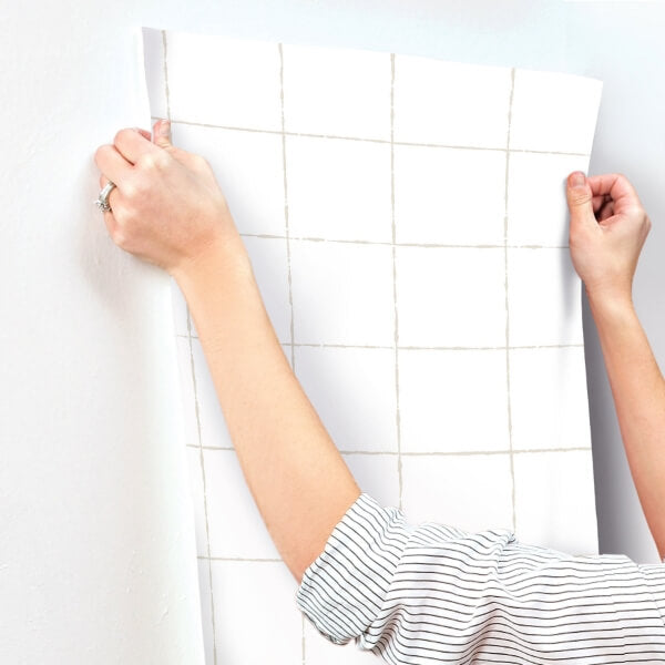 La Vitre Plaid Graphite Wallpaper
