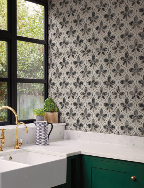 Black/Brown Sevilla Onyx Wallpaper