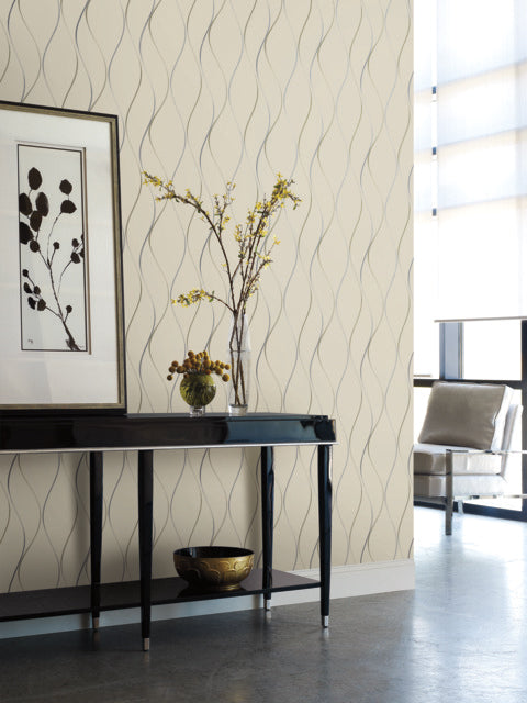 Beige/Silver/Gold Wavy Stripe Wallpaper
